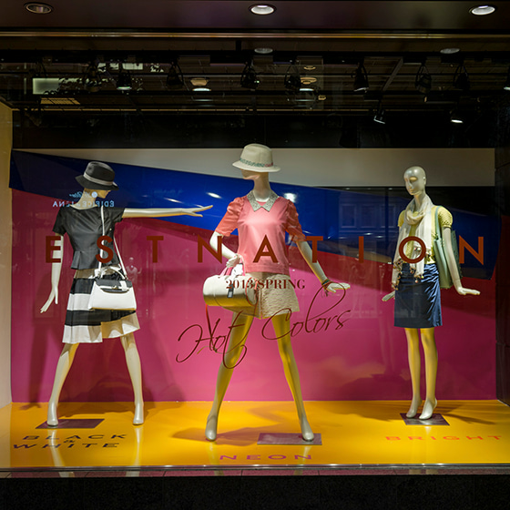 ESTNATION Window Display for 2013Spring