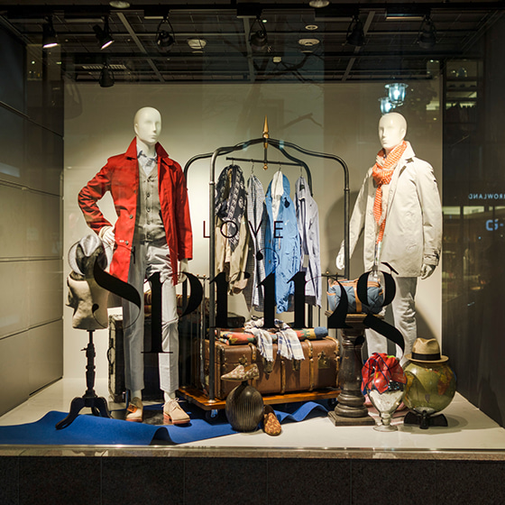 ESTNATION Window Display for Spring-men