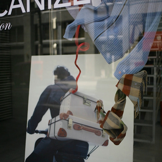 VULCANIZE London AOYAMA's Window Display for 2008AW